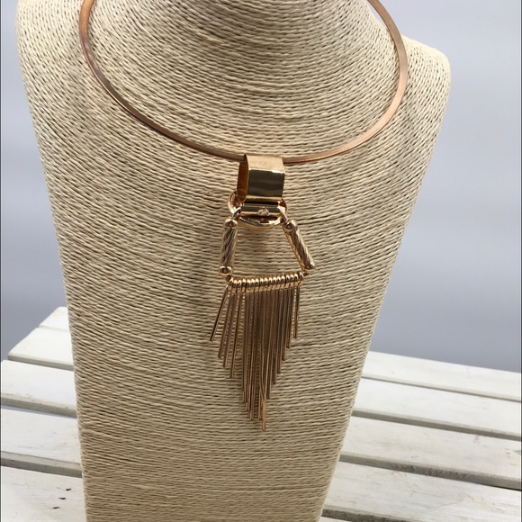 NIP Collar Statement Gold Necklace - Picture 3 of 6